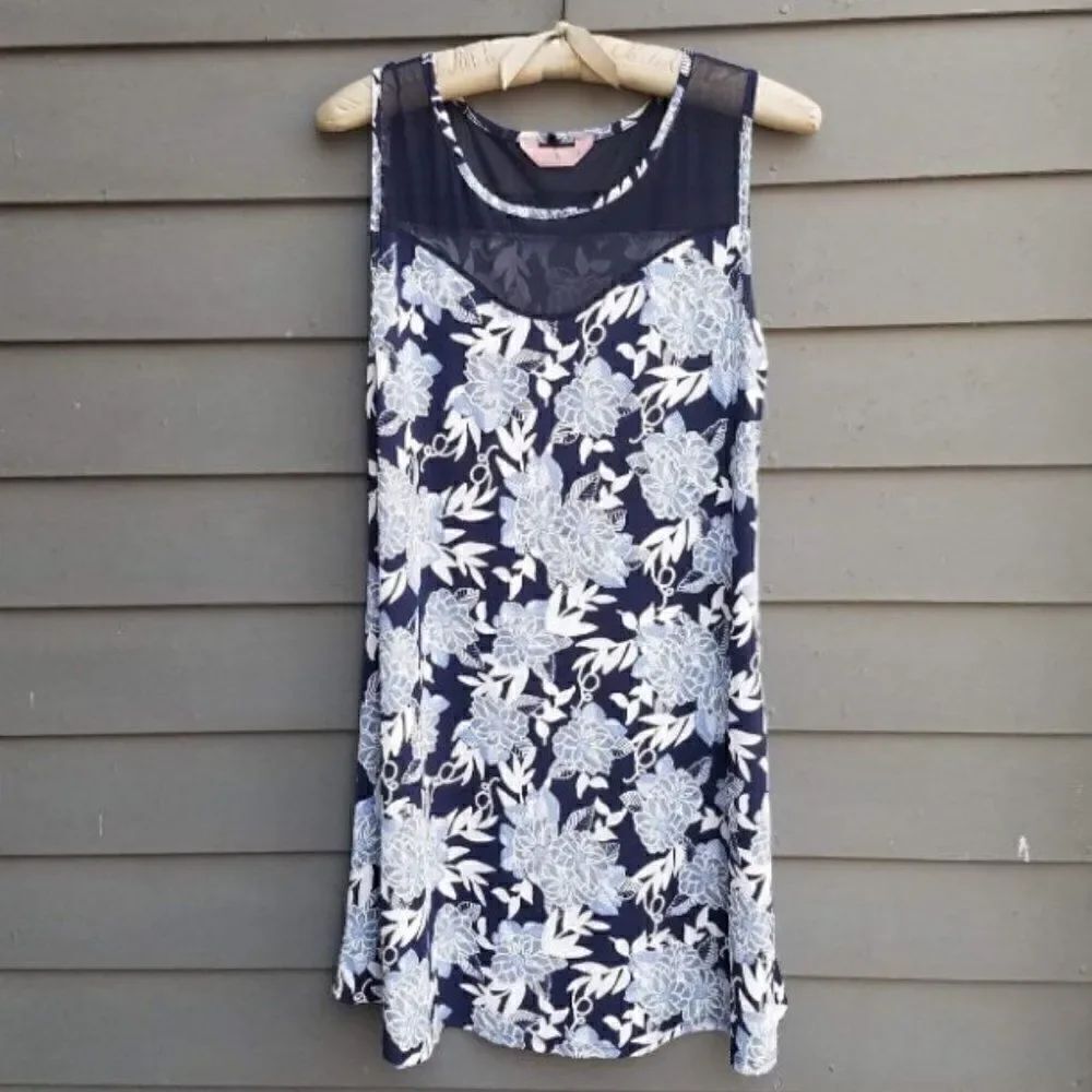 SJS Blue/White Floral Dress Size Medium
